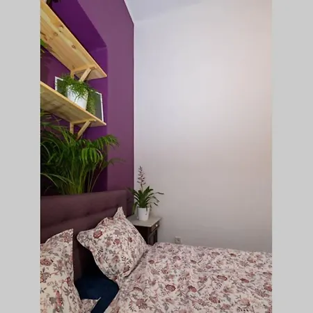 Bohemian, Elegant, Right In The Center Apartament